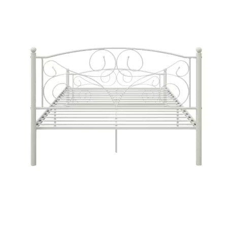EIN KOMPLETTES METALLBETT