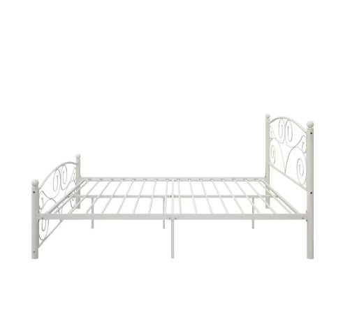 EIN KOMPLETTES METALLBETT