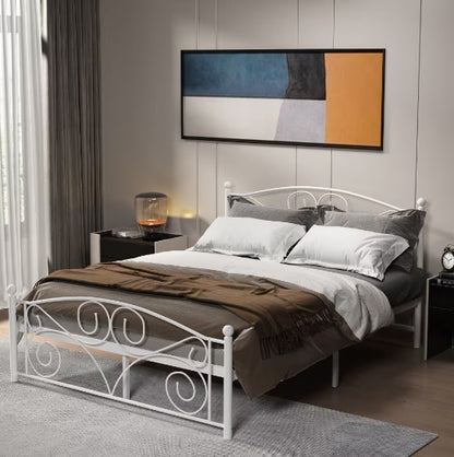 EIN KOMPLETTES METALLBETT